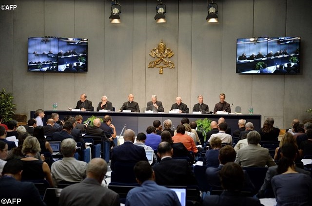 Đức Thánh Cha Đơn Giản Hóa Thủ Tục Xin Giải Hôn Phối